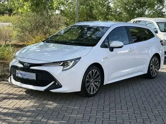 Gebraucht Toyota Corolla Team 184 PS (135 kW) 2020 Weiss Kombi