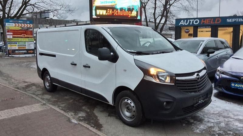 Gebraucht Opel Vivaro 120 PS (88 kW) 2017 Weiß Van / Kleinbus