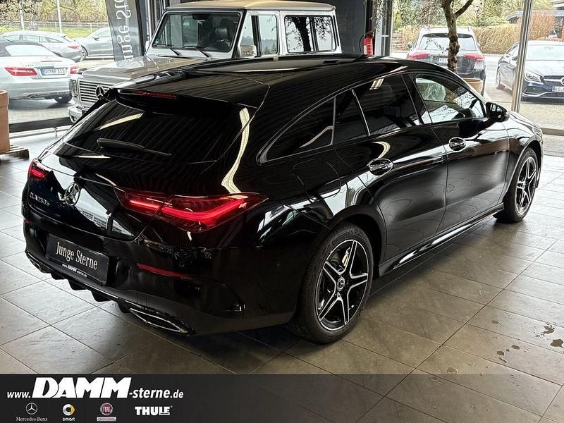 Gebraucht Mercedes CLA250e Shooting Brake AMG 163 PS (119 kW) 2024 Nachtschwarz Kombi