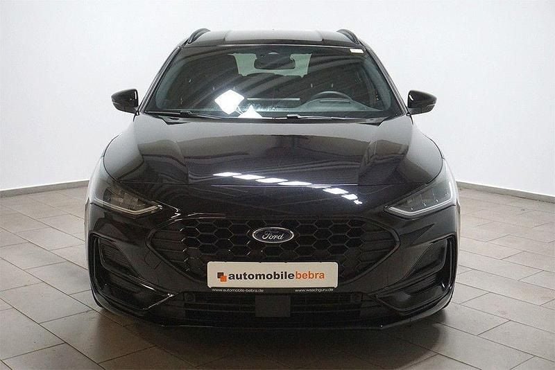 Gebraucht Ford Focus ST-Line X 125 PS (91 kW) 2023 Schwarz Kombi