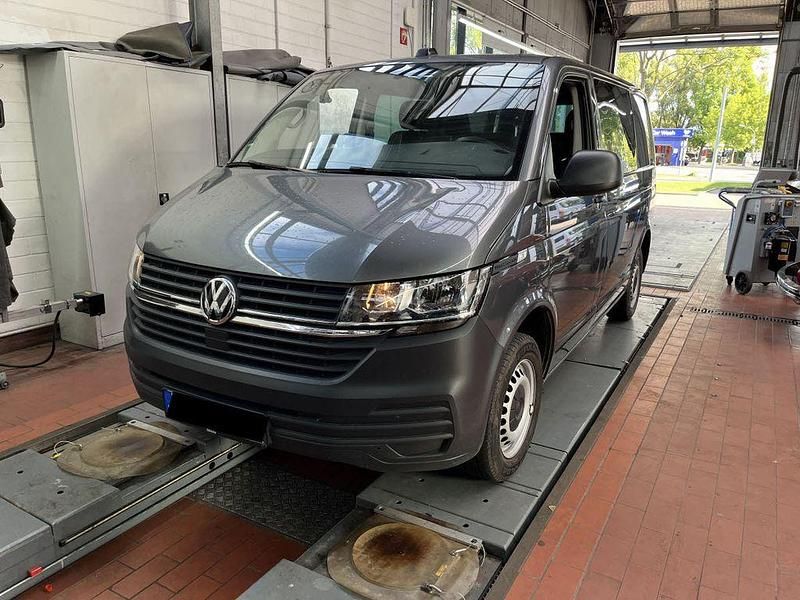 Grau Gebraucht 2020 VW T6.1 Van | 22.990 € - Bild 1/4