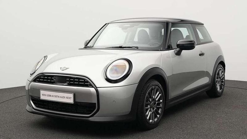 Grau Gebraucht 2024 Mini Cooper Classic Kleinwagen | 24.708 € (Guter Preis) - Bild 1/4
