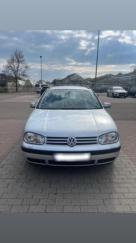 Gebraucht VW Golf IV 131 PS (96 kW) 2002 Silber Kombi
