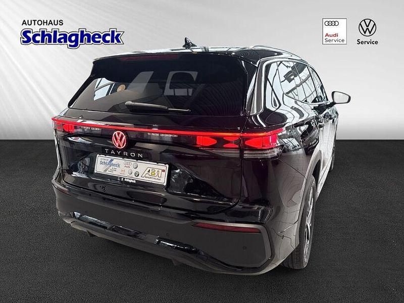 Neu VW Tayron Edition 150 PS (110 kW) 2025 Grenadillschwarz SUV