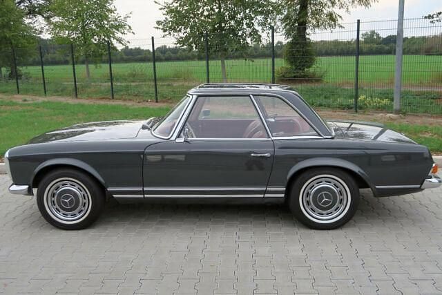 Gebraucht Mercedes SL280 170 PS (125 kW) 1970 Grau Cabrio