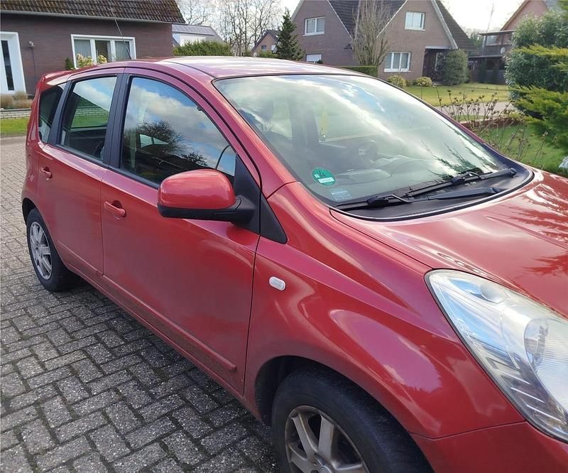 Gebraucht Nissan Note 88 PS (64 kW) 2008 Rot Kleinwagen