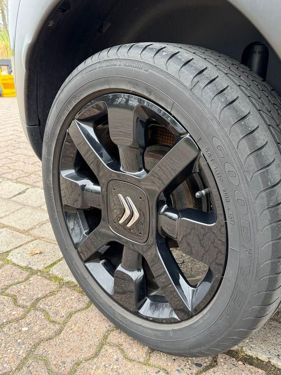 Gebraucht Citroën C4 PureTech 110 PS (80 kW) 2017 Schwarz Limousine