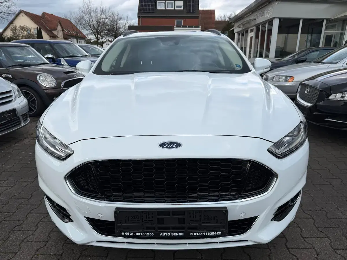 Gebraucht Ford Mondeo ST-Line 179 PS (131 kW) 2017 Weiß Kombi