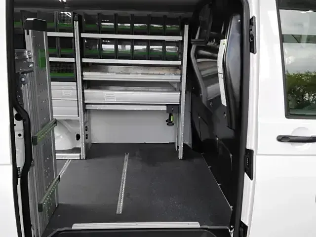 Gebraucht VW T6.1 110 PS (80 kW) 2021 Weiß Van