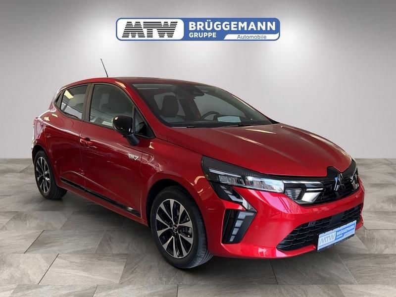 Gebraucht Mitsubishi Colt Plus 91 PS (66 kW) 2024 Rot Kleinwagen