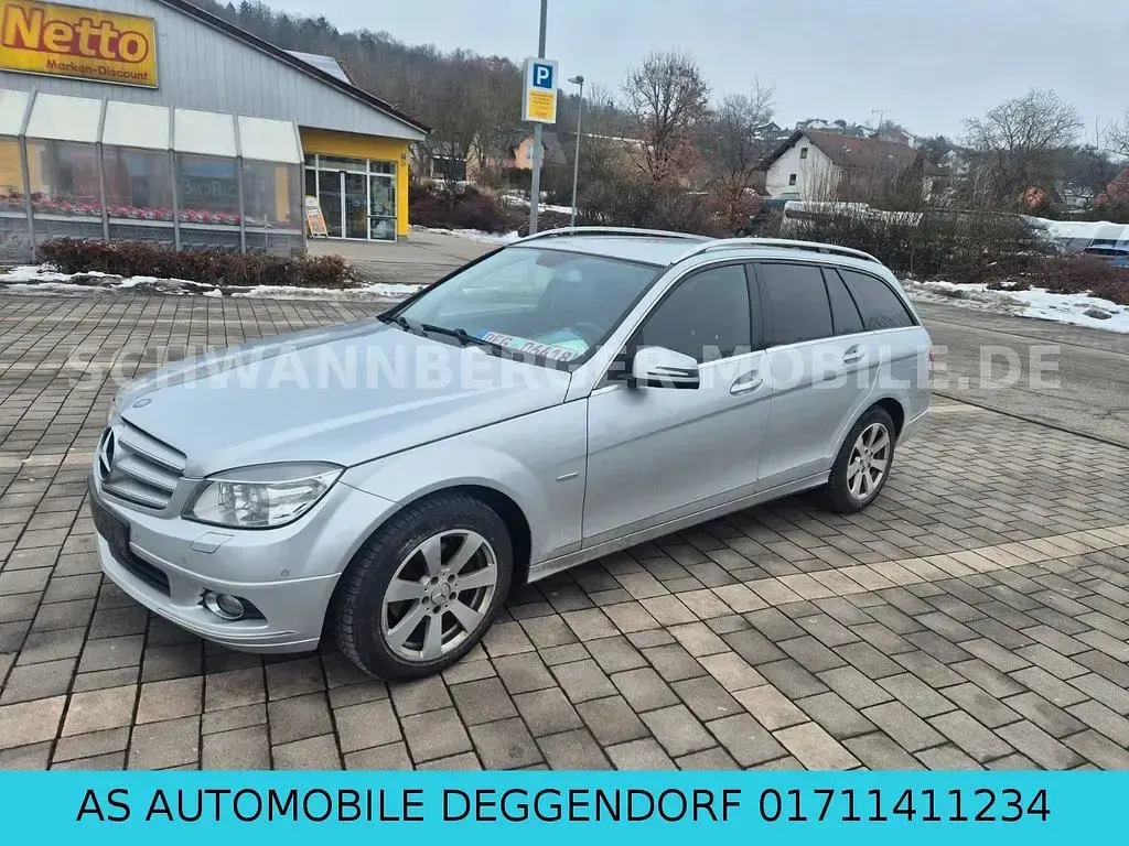 Gebraucht Mercedes C180 156 PS (114 kW) 2009 Silber Limousine