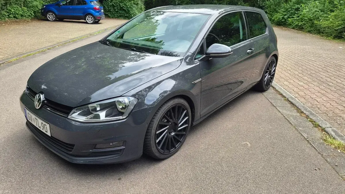 Gebraucht VW Golf Cup 122 PS (89 kW) 2014 Grau Coupé
