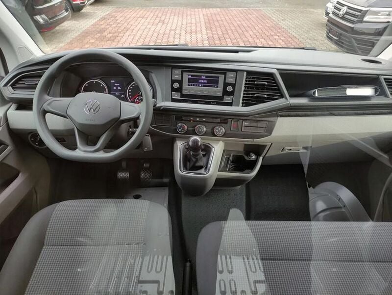 Gebraucht VW T6.1 110 PS (80 kW) 2023 Candyweiß Van
