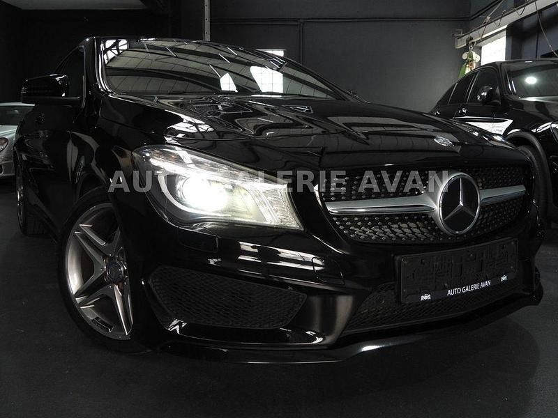 Schwarz Gebraucht 2015 Mercedes CLA200 StreetStyle Limousine | 13.900 € (Etwas zu teuer) - Bild 1/4