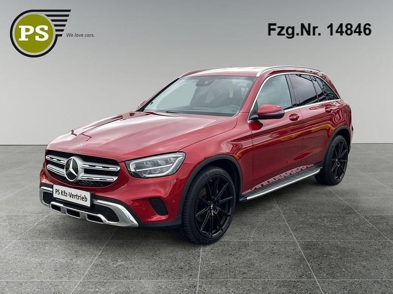 Rot Gebraucht 2021 Mercedes GLC220 Limousine | 34.980 € (Superpreis) - Bild 1/4