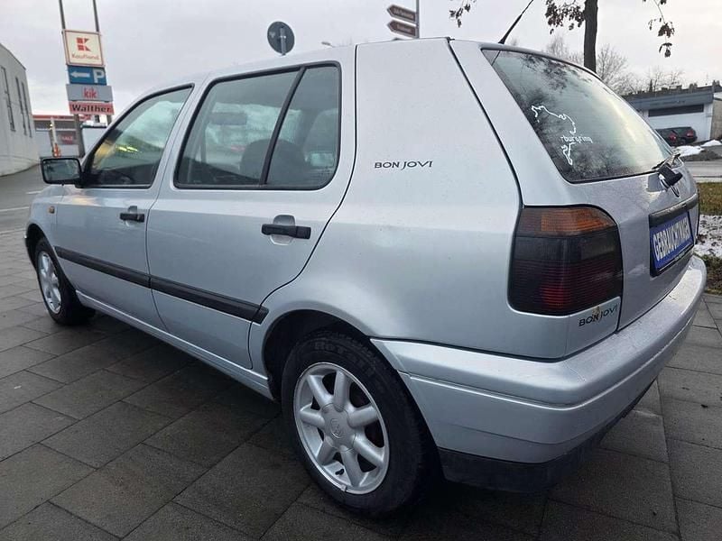 Gebraucht VW Golf III 75 PS (55 kW) 1996 Silber Limousine
