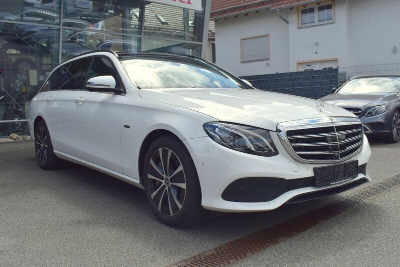 Gebraucht Mercedes E300 194 PS (142 kW) 2019 Weiß Kombi