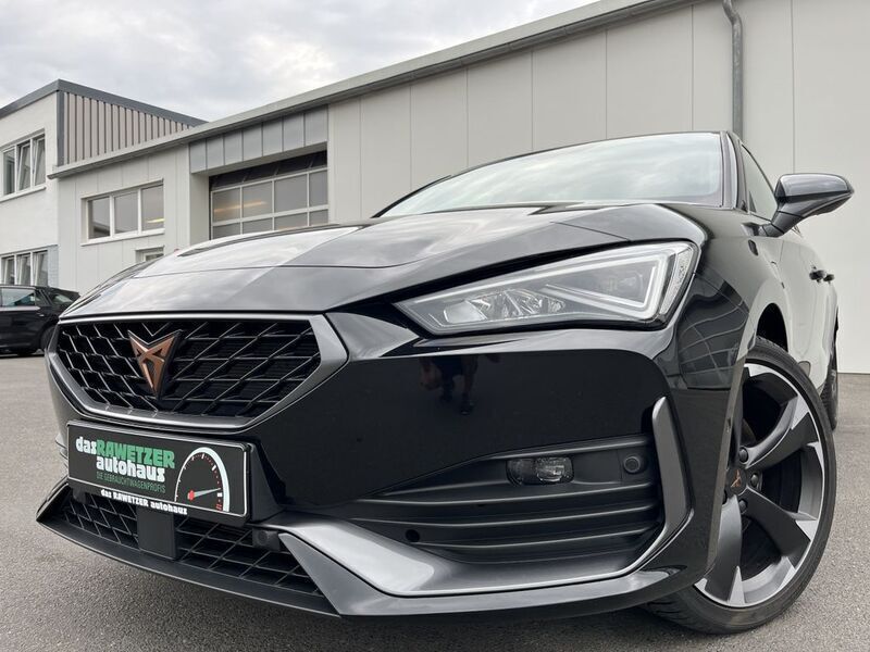 Schwarz Gebraucht 2022 Cupra Leon Limousine | 24.860 € (Guter Preis) - Bild 1/4