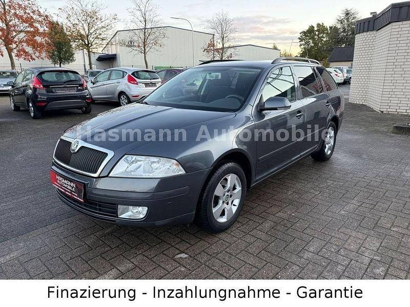 Grau Gebraucht 2008 Skoda Octavia Team Edition Kombi | 6.499 € - Bild 1/4