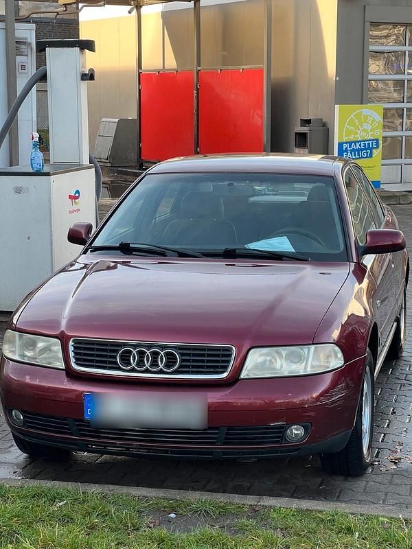 Gebraucht Audi A4 101 PS (74 kW) 1999 Andere farben Limousine