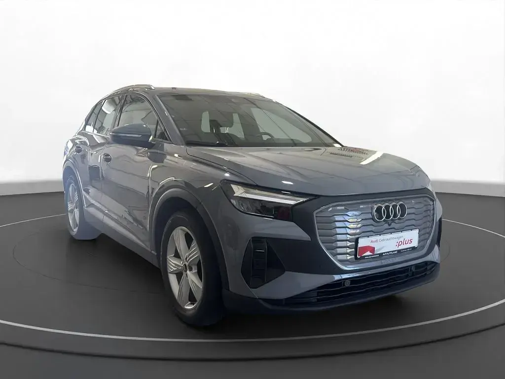 Gebraucht Audi Q4 e-tron Basis 150 kW (204 PS) 2022 Grau SUV
