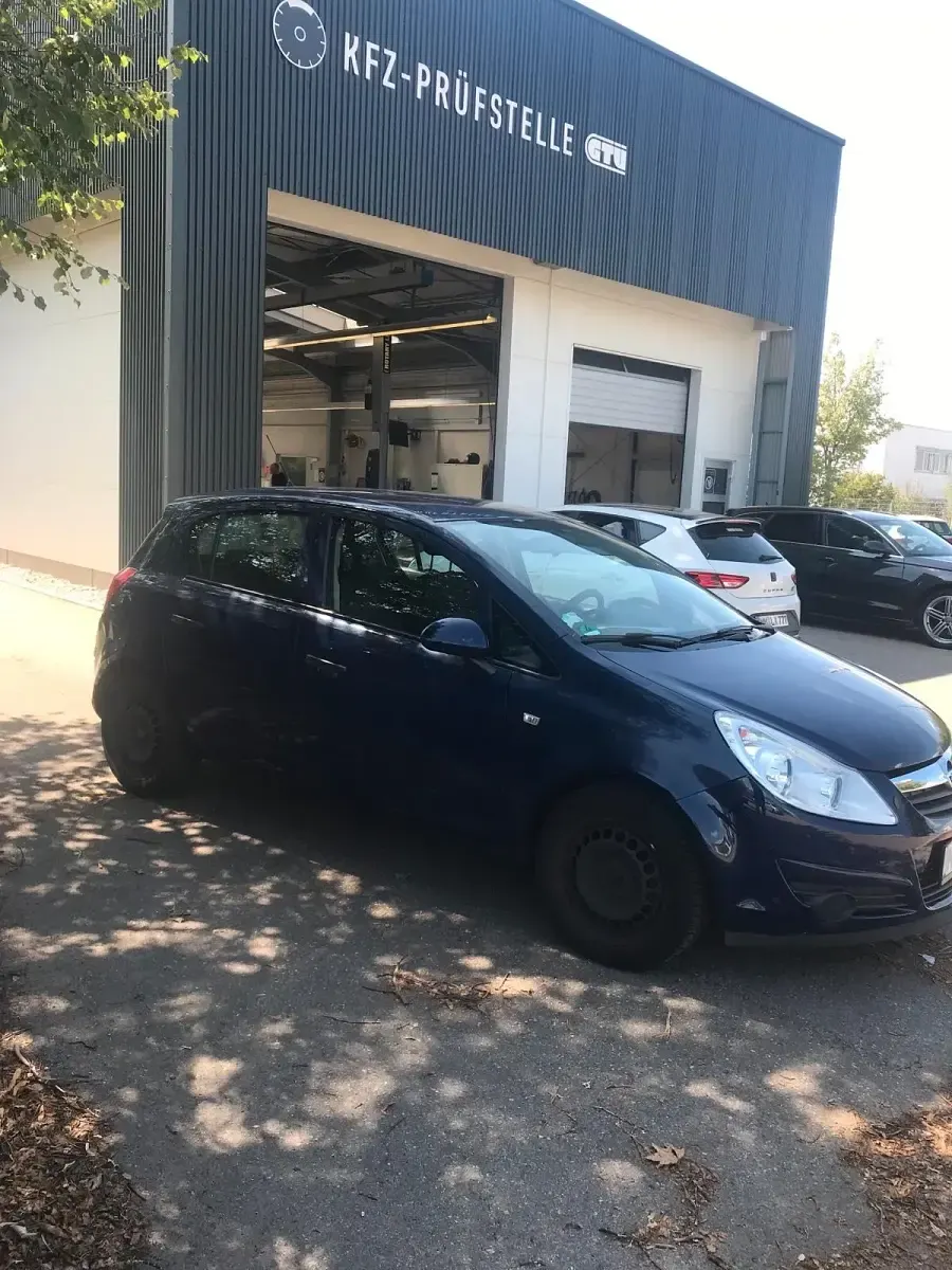 Gebraucht Opel Corsa 75 PS (55 kW) 2009 Blau Kleinwagen