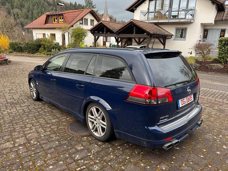 Gebraucht Opel Vectra 155 PS (114 kW) 2005 Blau Kombi