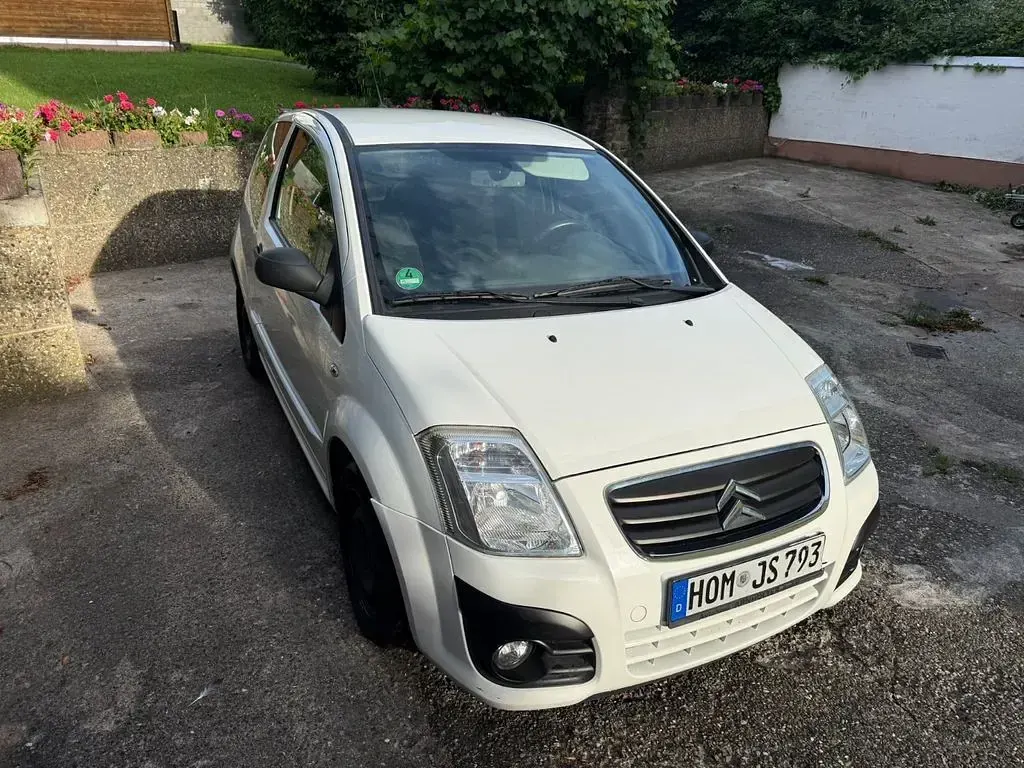 Gebraucht Citroën C2 Style 60 PS (44 kW) 2009 Weiß Kleinwagen