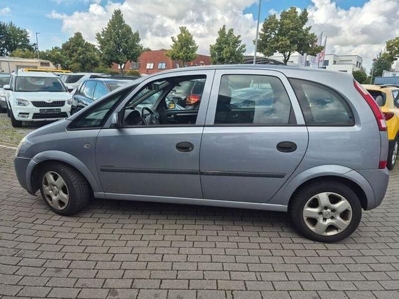Grau Gebraucht 2004 Opel Meriva Enjoy Van / Kleinbus | 999 € (Guter Preis) - Bild 1/4