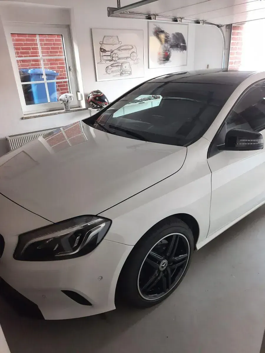 Gebraucht Mercedes A180 122 PS (89 kW) 2016 Weiß Kleinwagen