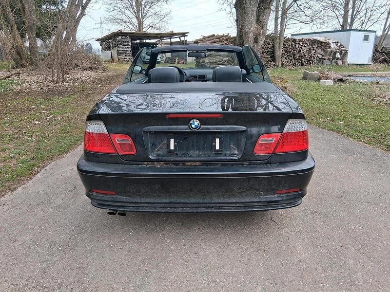 Gebraucht BMW 325 Cabriolet 192 PS (141 kW) 2000 Schwarz Cabrio