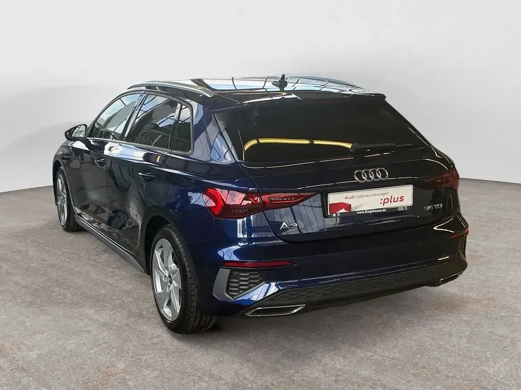 Gebraucht Audi A3 S-Line 150 PS (110 kW) 2021 Navarrablau metallic Limousine