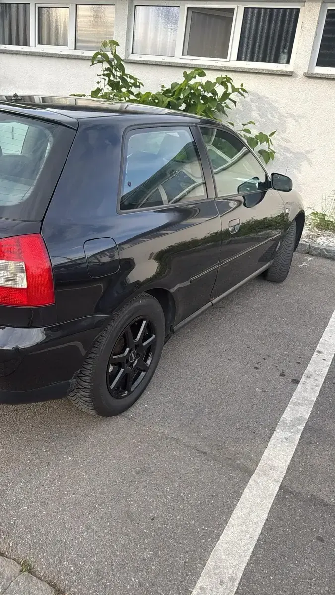 Gebraucht Audi A3 100 PS (73 kW) 2002 Schwarz Kleinwagen