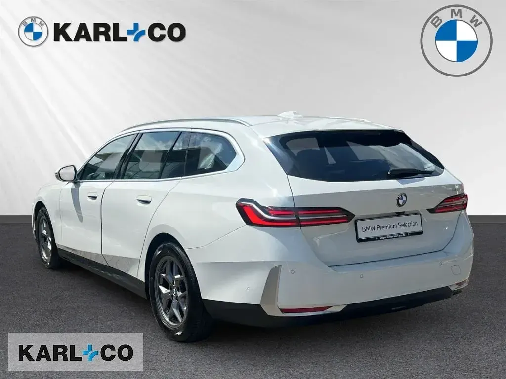 Gebraucht BMW 520 Comfort Edition 190 PS (139 kW) 2025 Weiss Kombi