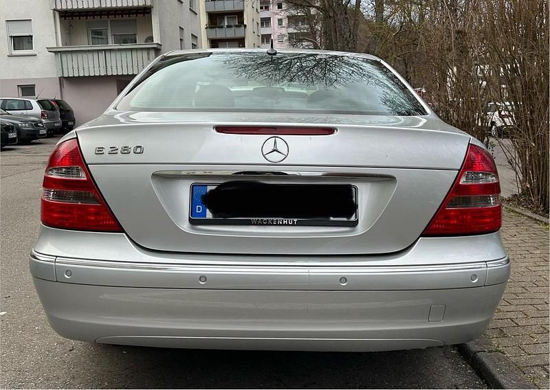 Gebraucht Mercedes E280 231 PS (169 kW) 2005 Silber Limousine