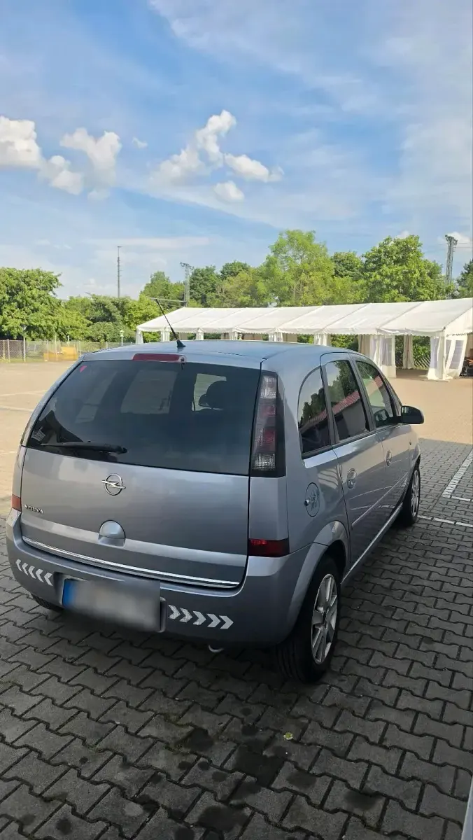 Gebraucht Opel Meriva 90 PS (66 kW) 2006 Silber Van / Kleinbus