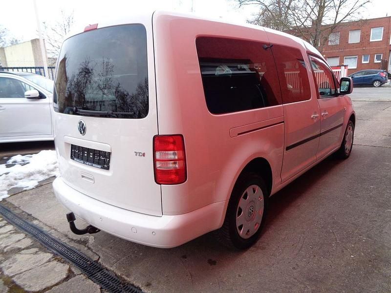 Gebraucht VW Caddy Maxi Trendline 102 PS (75 kW) 2013 Weiß Van / Kleinbus