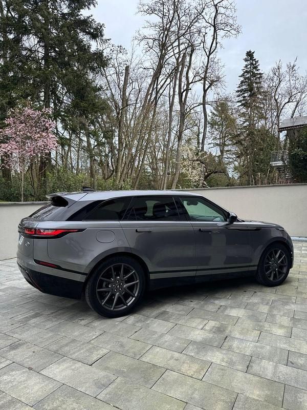 Gebraucht Land Rover Range Rover Velar SE Dynamic 250 PS (183 kW) 2023 Grau SUV