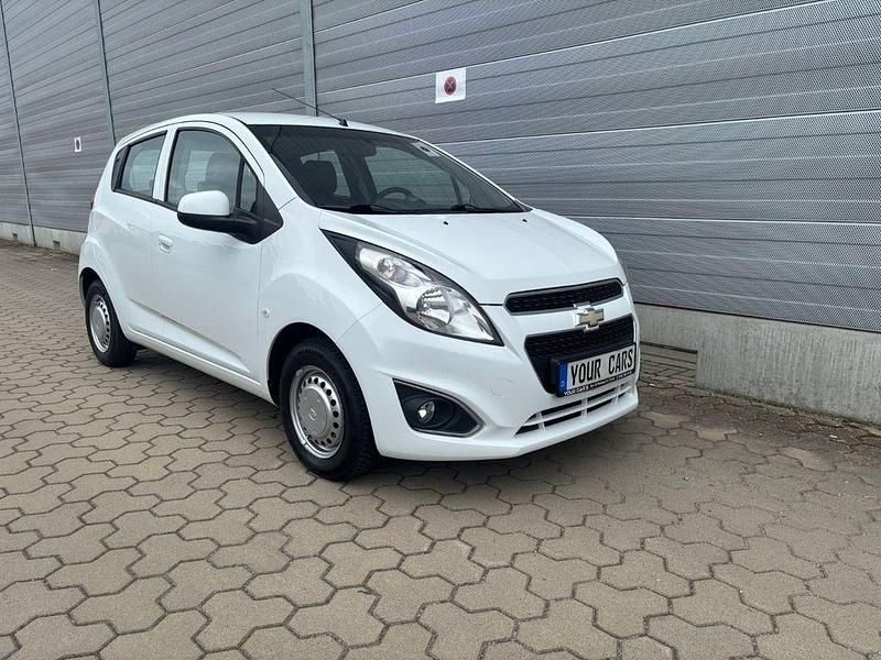 Weiß Gebraucht 2013 Chevrolet Spark LT Kleinwagen | 3.450 € (Fairer Preis) - Bild 1/4