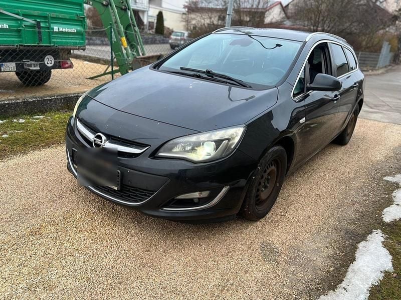 Gebraucht Opel Astra Sport 165 PS (121 kW) 2014 Schwarz Kombi