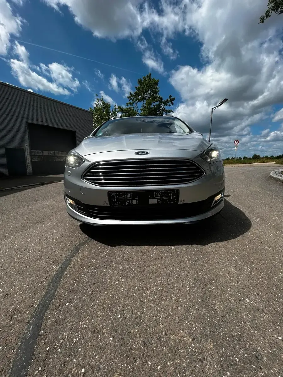 Gebraucht Ford Grand C-Max 150 PS (110 kW) 2016 Silber Van / Kleinbus