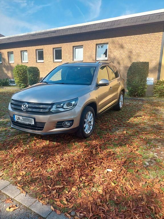 Beige Gebraucht 2012 VW Tiguan Sportline SUV | 8.950 € (Fairer Preis) - Bild 1/4
