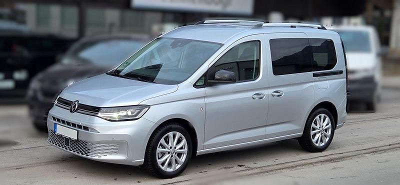 Gebraucht VW Caddy Life 114 PS (83 kW) 2024 Silber Van / Kleinbus