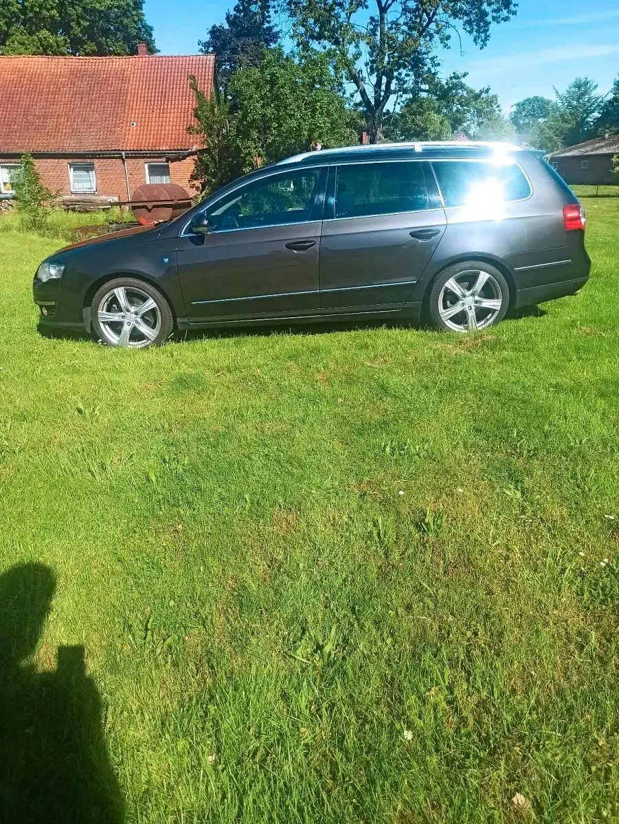 Gebraucht VW Passat Individual 170 PS (125 kW) 2008 Grau Limousine