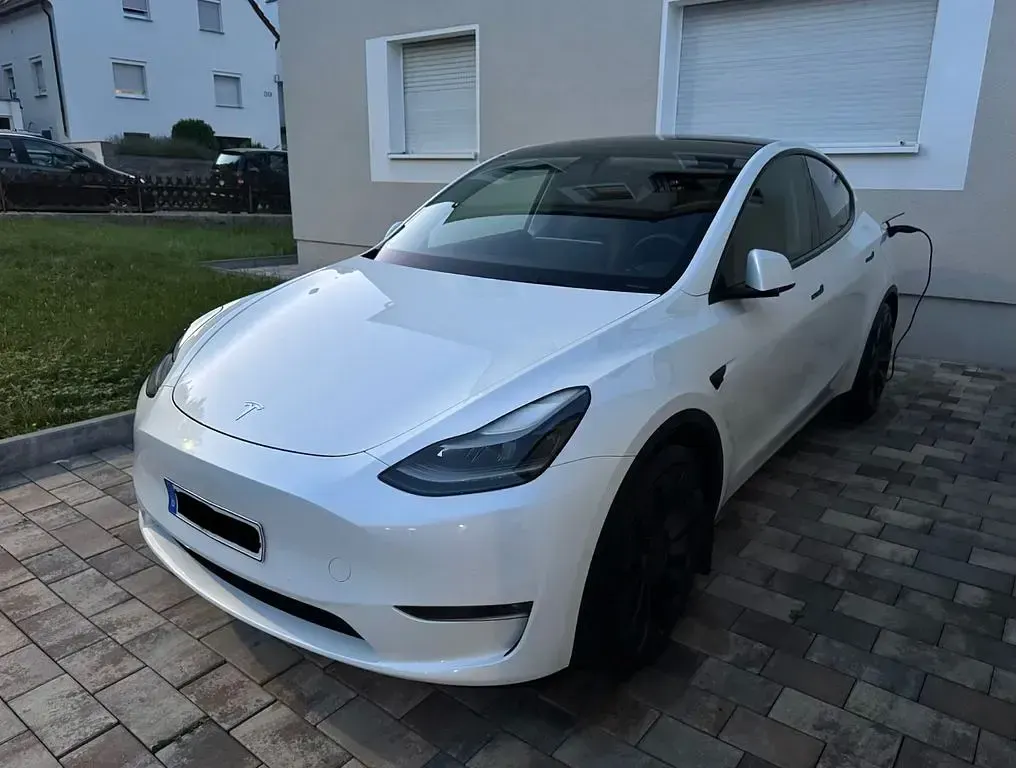 Gebraucht Tesla Model Y Performance 392 kW (534 PS) 2022 Weiß SUV