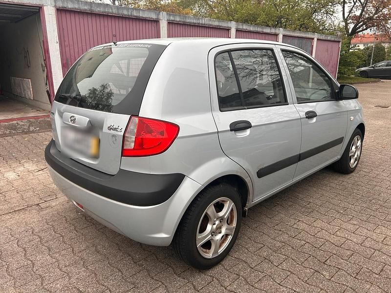 Gebraucht Hyundai Getz 62 PS (45 kW) 2008 Silber Kleinwagen