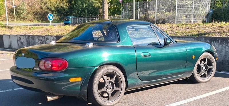 Gebraucht Mazda MX5 Sportive 141 PS (103 kW) 2001 Grün Cabrio