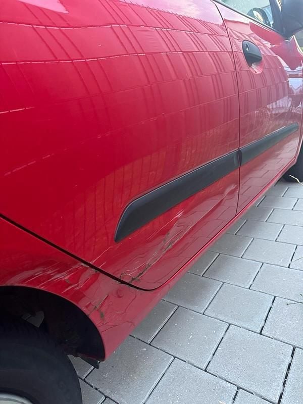 Rot Gebraucht 2008 Hyundai i10 Kleinwagen | 1.800 € (Guter Preis) - Bild 1/4