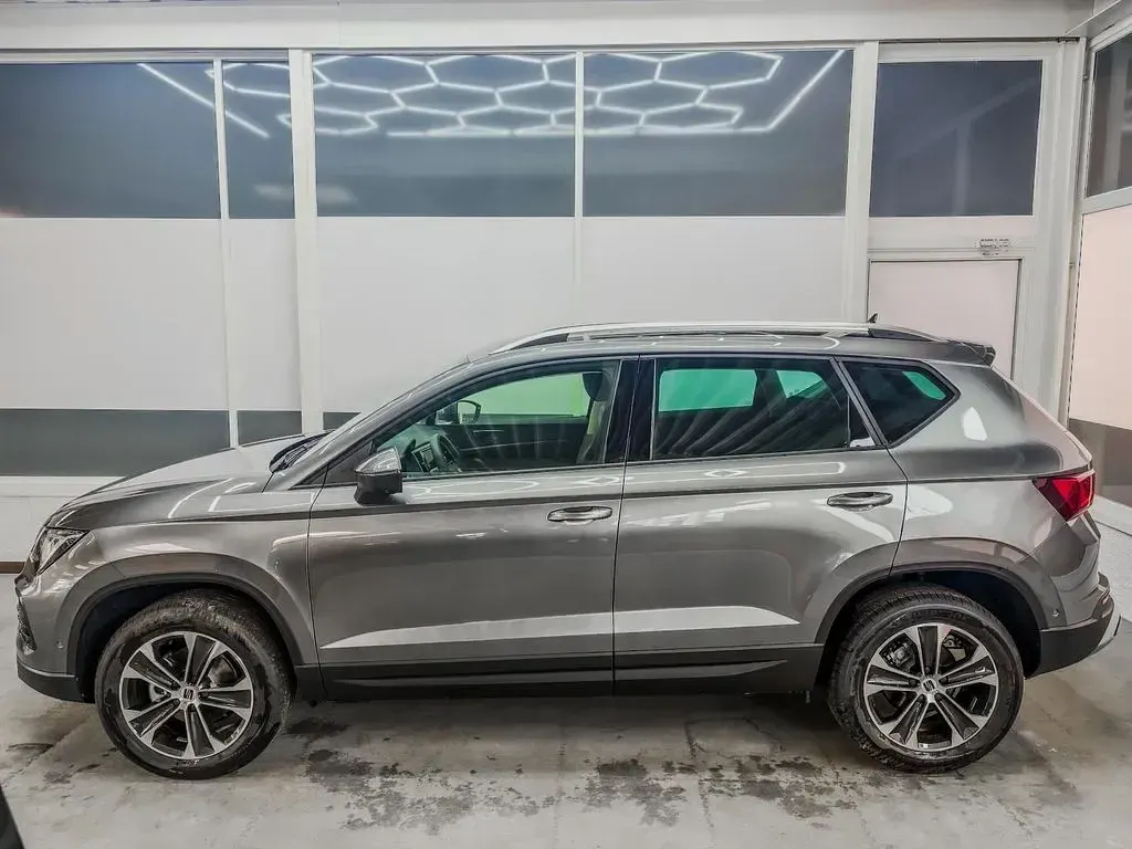 Neu Seat Ateca Style Plus 150 PS (110 kW) 2026 Grau metallic SUV