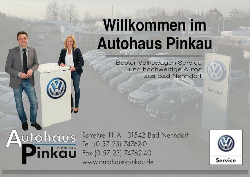 Weiß Gebraucht 2016 VW Golf VII LOUNGE Limousine | 11.980 € (Guter Preis) - Bild 1/2